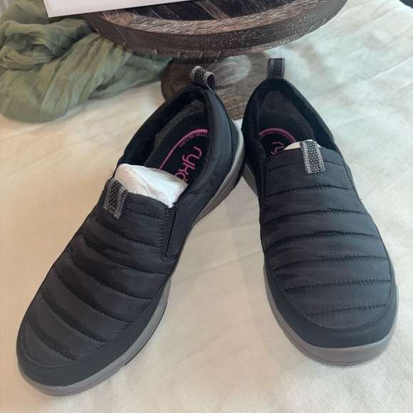 NEW Ryka Quilted Black Slip-On Sneakers • Lightweight Comfort Shoes - Picture 4 of 8